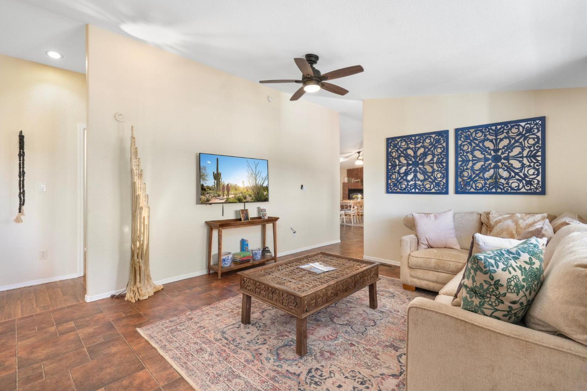 Serene Home- Sleeps 16 - Pet Friendly - Hot Tub - Pool -2 Kitchens! Sedona Exterior photo